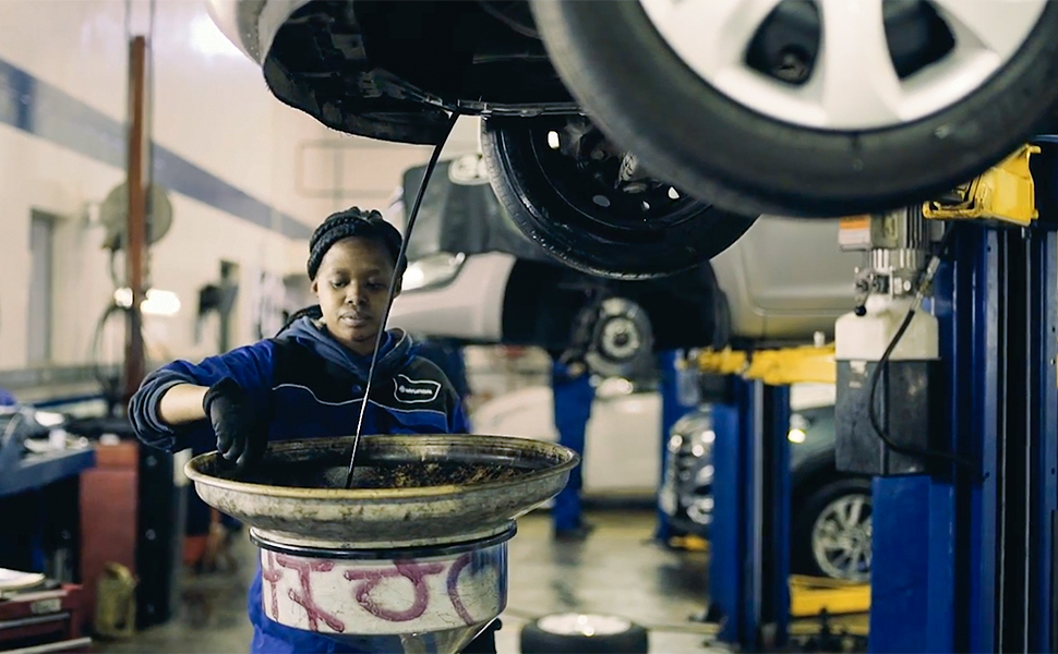 Automotive Motor Mechanic